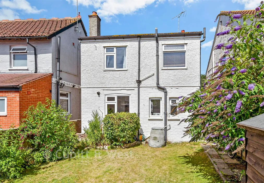 Rear Elevation - Gordon Avenue, Bognor Regis, West Sussex - Wards of Kent
