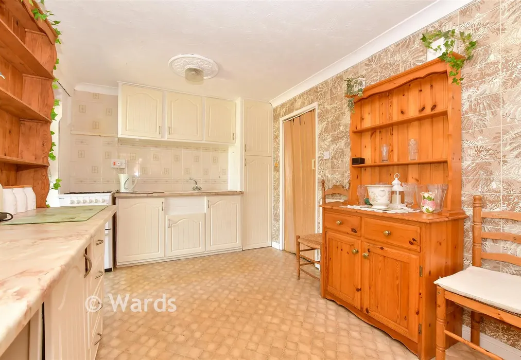 Kitchen - Churchill Avenue, Walmer, Kent - Wards of Kent