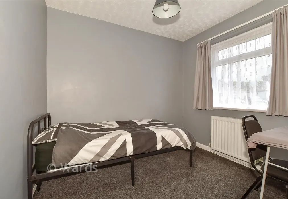 Bedroom 3 - Poplar Drive, Herne Bay, Kent - Wards of Kent