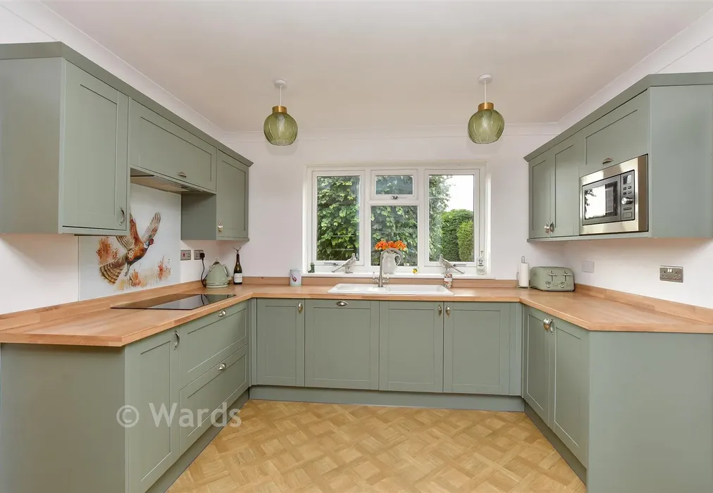 Kitchen - Harty Ferry Road, Leysdown, Sheerness, Kent - Wards of Kent