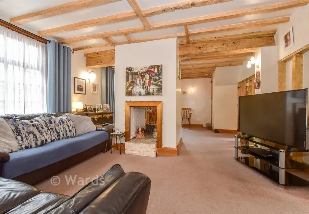 Lounge - Victoria Road, Broadstairs, Kent - Wards of Kent
