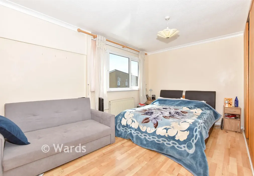 Bedroom 1 - Oxenden Road, Folkestone, Kent - Wards of Kent
