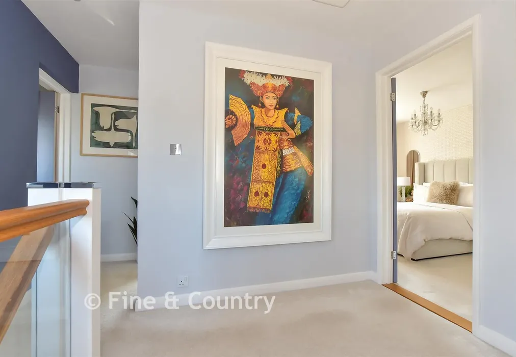 Internal Lifestyle Photograph - Place Road, Cowes, Isle of Wight - Wards of Kent