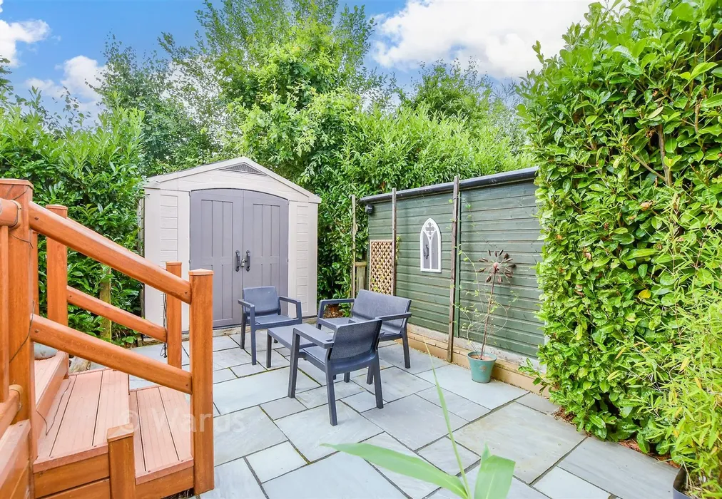 Rear Garden - Wateringbury Road, East Malling, Kent - Wards of Kent