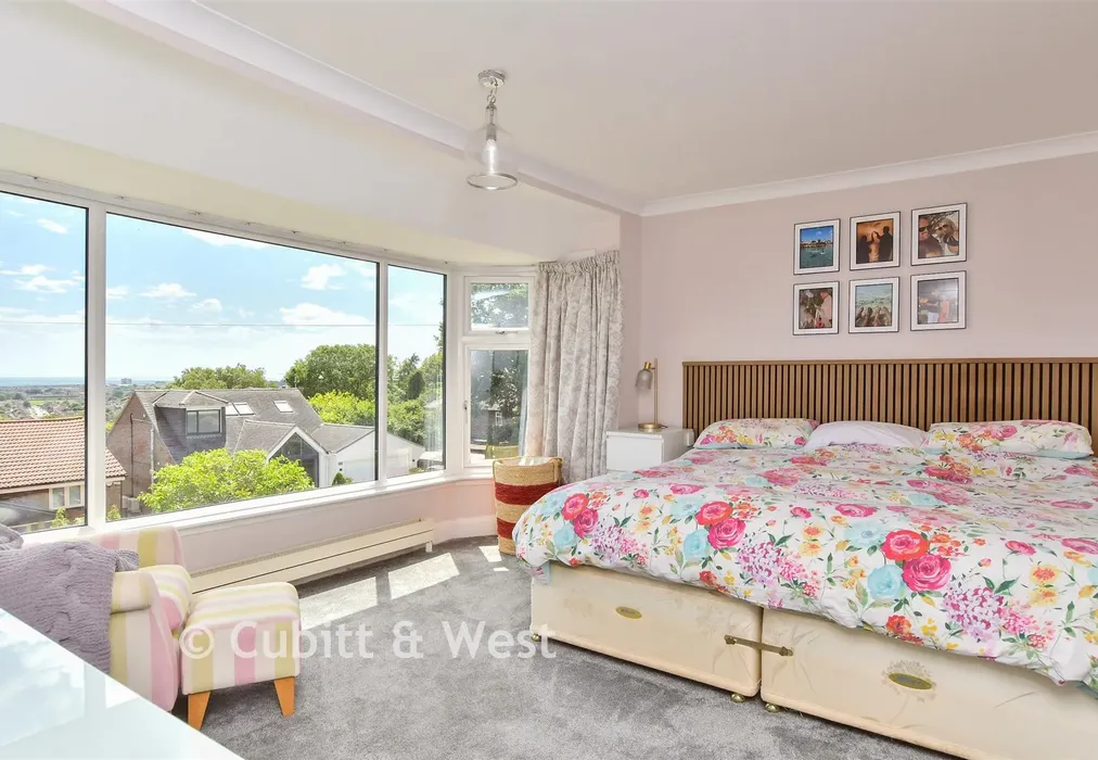 Bedroom 1 - Ring Road, Lancing, West Sussex - Wards of Kent