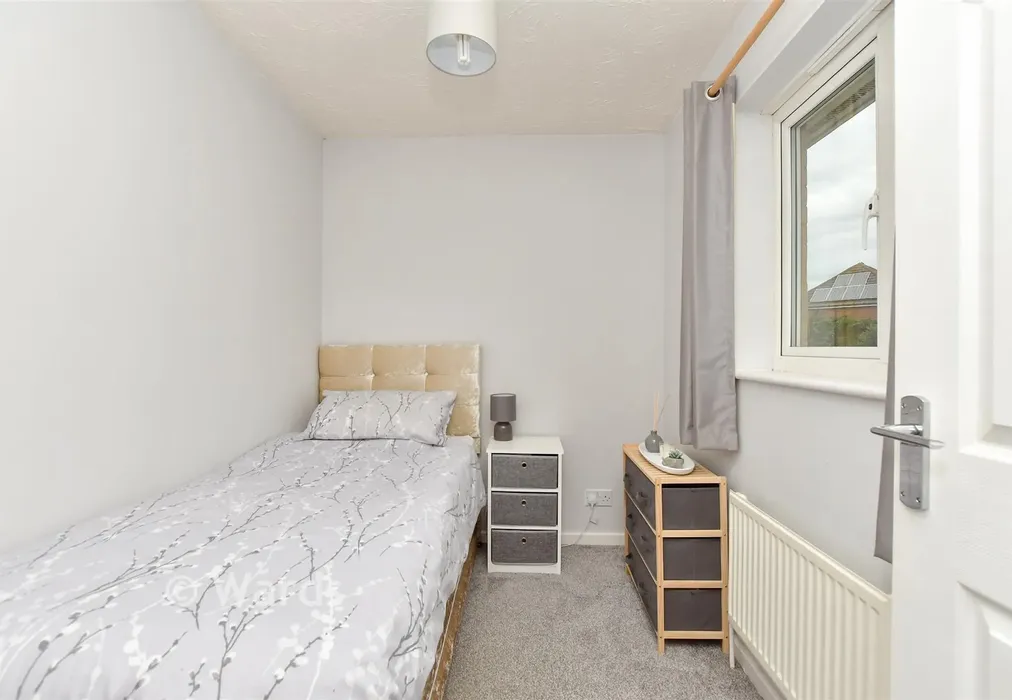 Bedroom 3 - Recreation Way, Sittingbourne, Kent - Wards of Kent