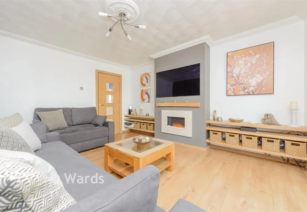 Lounge - Packham Road, Northfleet, Gravesend, Kent - Wards of Kent