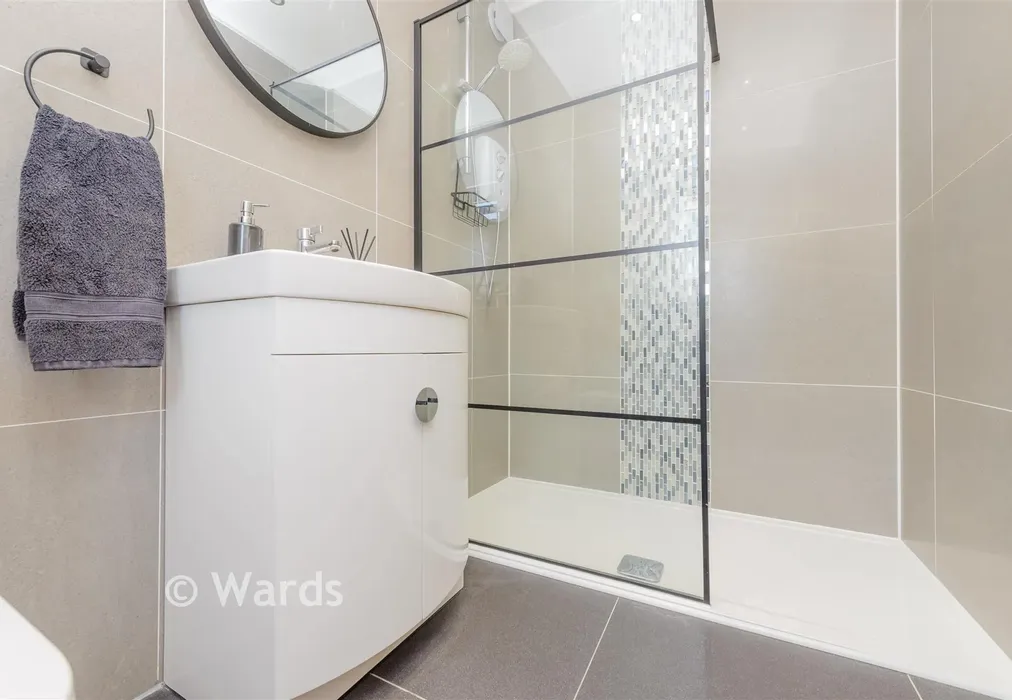 Shower Room - Packham Road, Northfleet, Gravesend, Kent - Wards of Kent