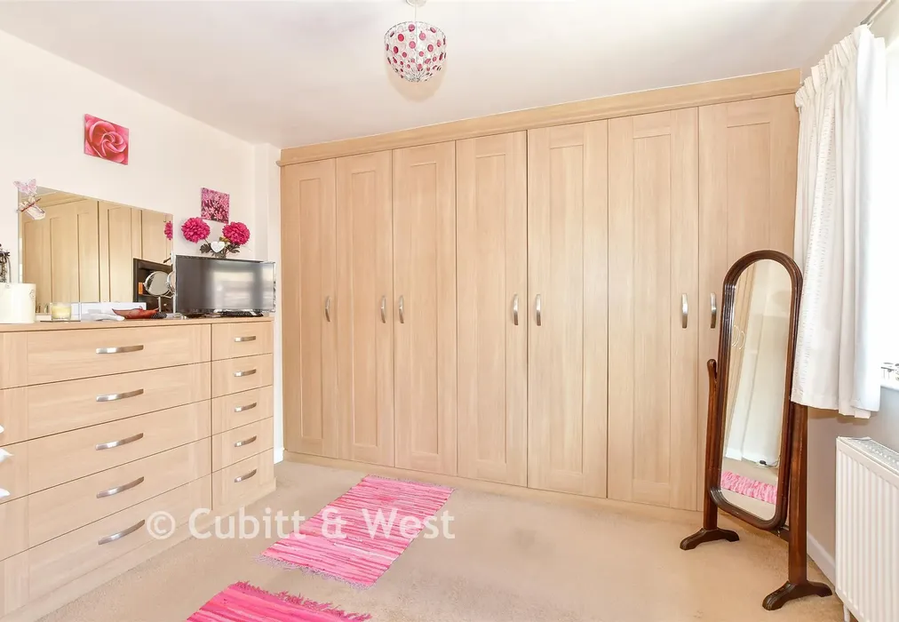 Bedroom 3 - Burnham Gardens, Bognor Regis, West Sussex - Wards of Kent