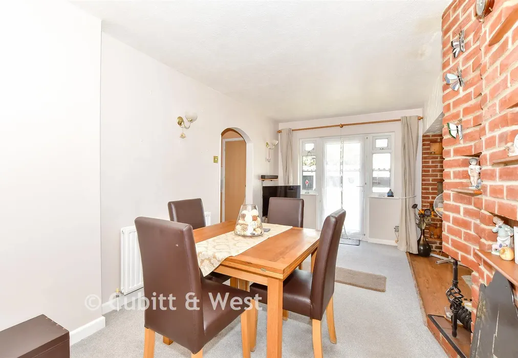 Dining Area - Burnham Gardens, Bognor Regis, West Sussex - Wards of Kent