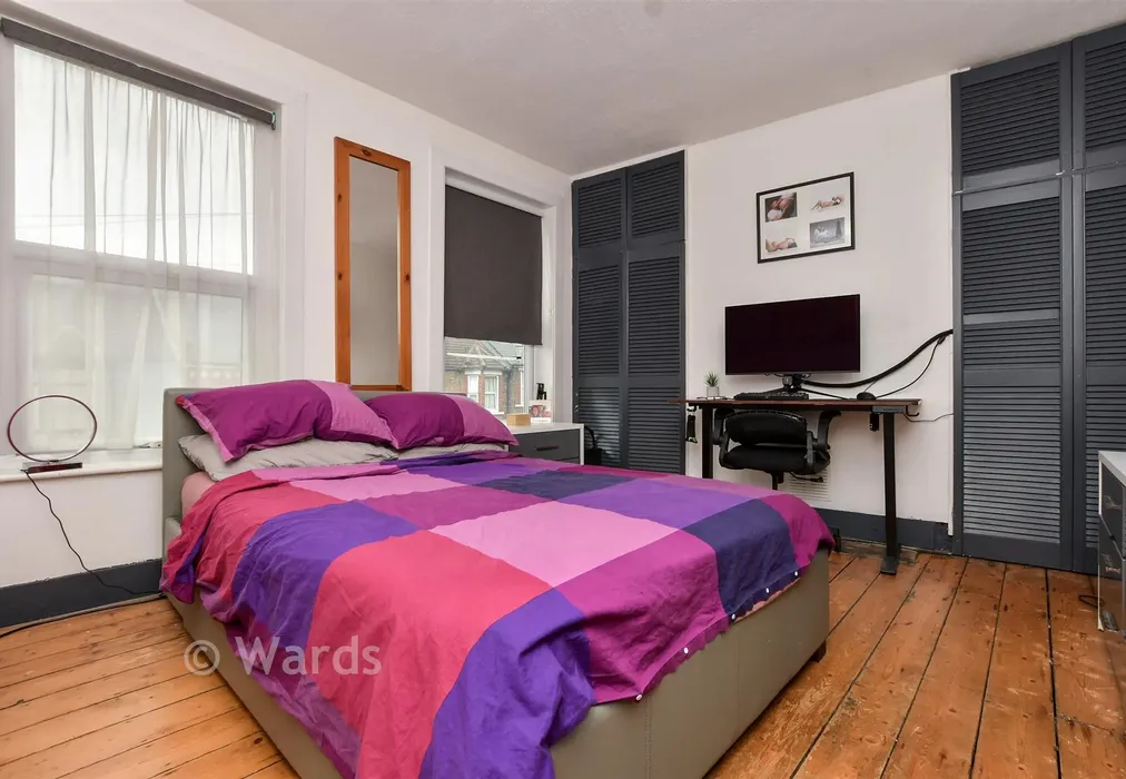 Bedroom 1 - Margate Road, Ramsgate, Kent - Wards of Kent