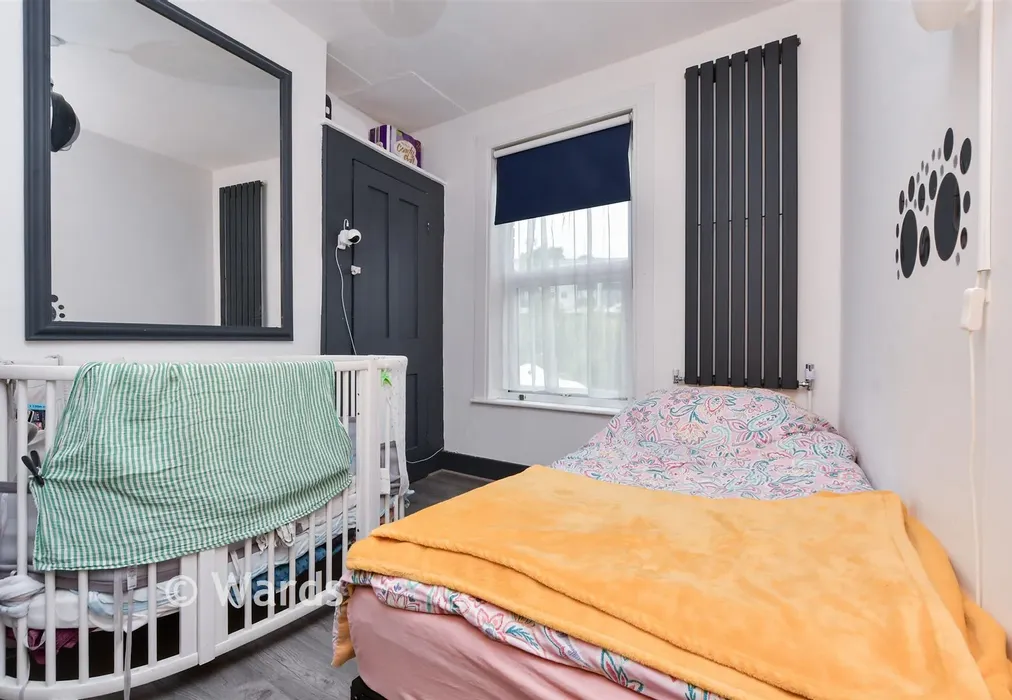Bedroom 2 - Margate Road, Ramsgate, Kent - Wards of Kent