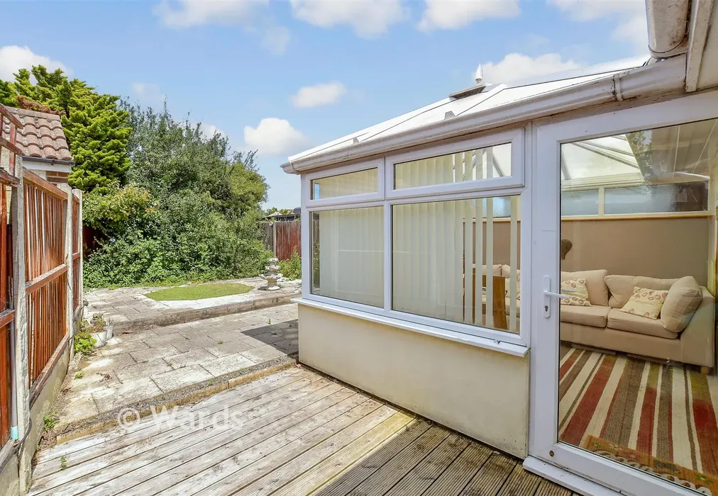 Patio / Decking - Hampton Gardens, Herne Bay, Kent - Wards of Kent