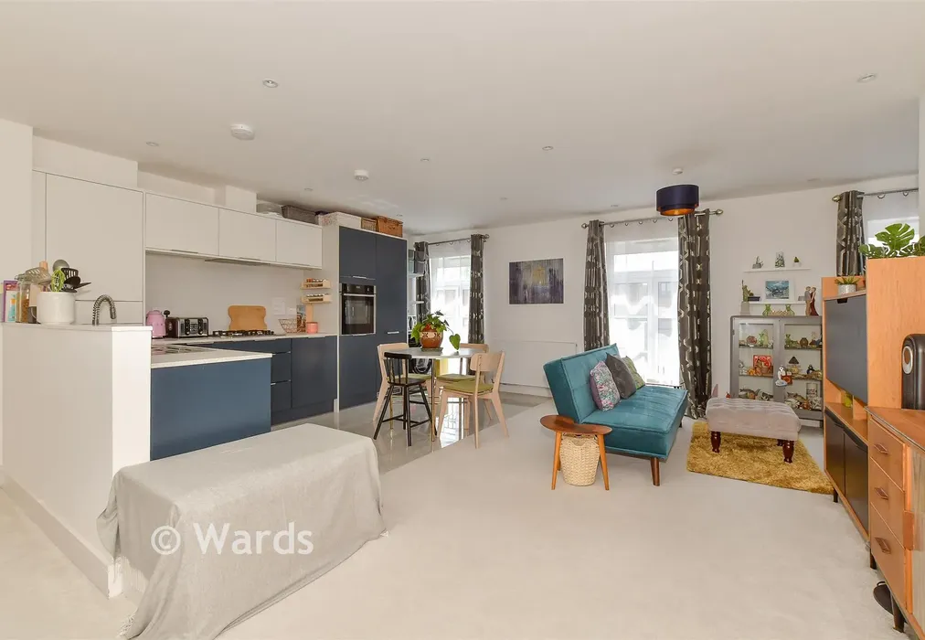 Lounge/Kitchen/ Diner - Tyler Walk, Canterbury, Kent - Wards of Kent