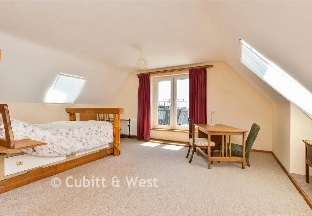 Bedroom 1 - Downland Road, Woodingdean, Brighton, East Sussex - Wards of Kent