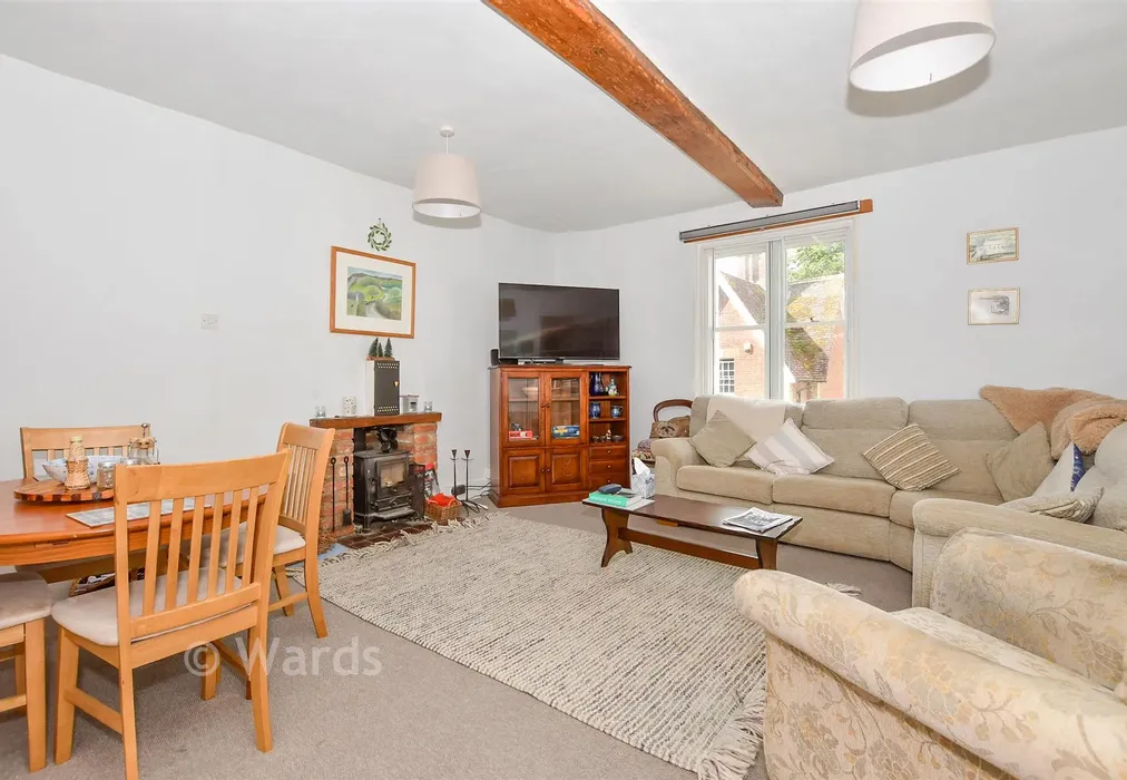 Lounge/Diner - High Street, Yalding, Kent - Wards of Kent