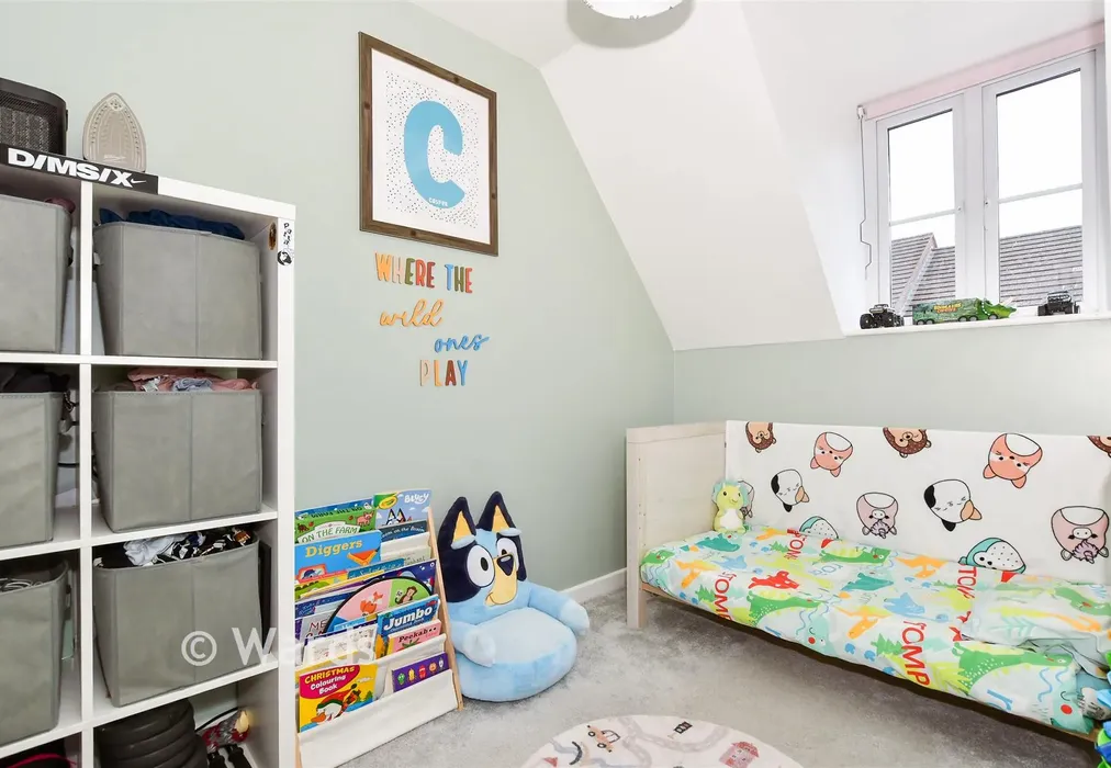 Bedroom 2 - Hawkes Way, Maidstone, Kent - Wards of Kent