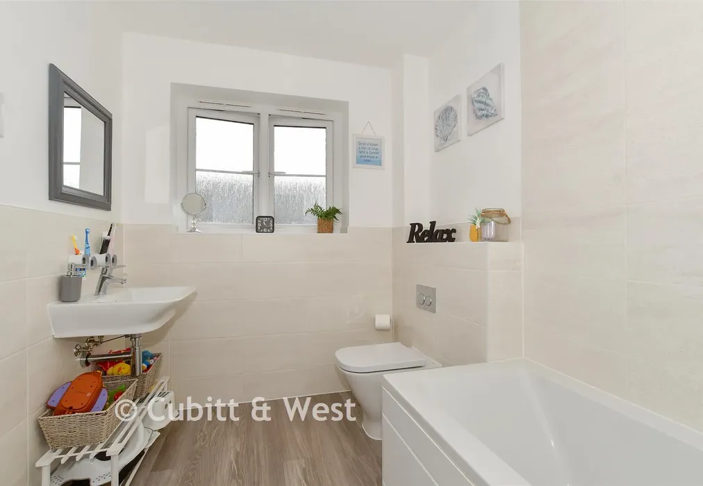 Bathroom - Brewers Way, Faygate, Horsham, West Sussex - Wards of Kent