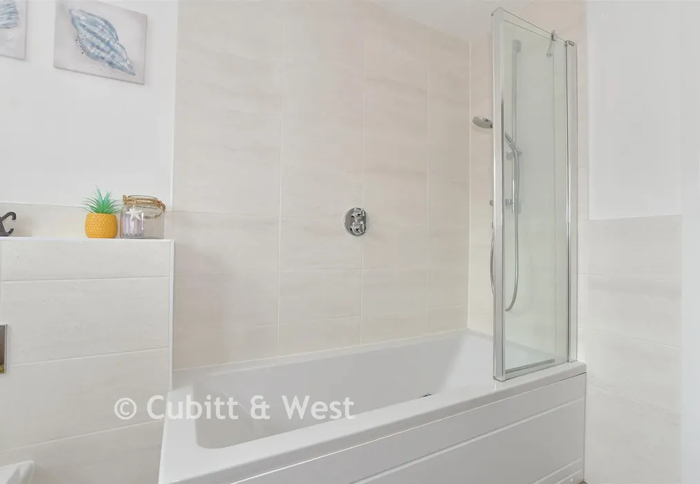 Bathroom - Brewers Way, Faygate, Horsham, West Sussex - Wards of Kent