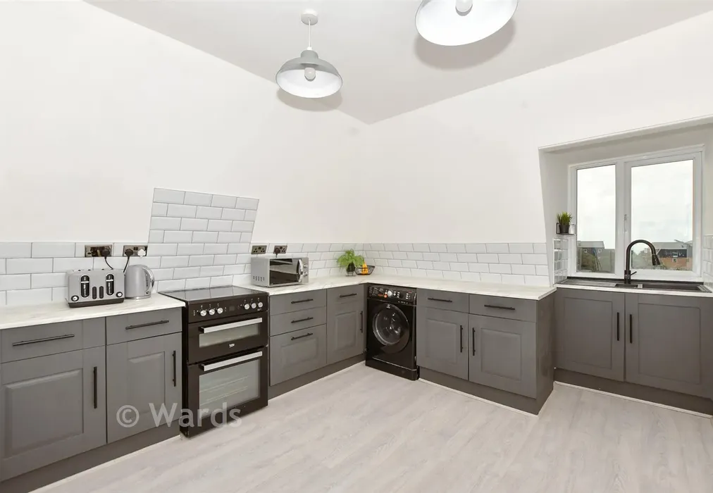 Kitchen - Augusta Gardens, Folkestone, Kent - Wards of Kent