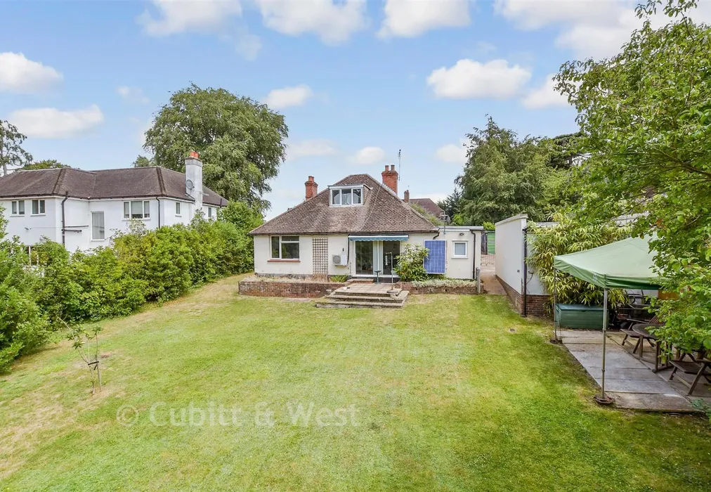 Rear Elevation - Ermyn Way, Leatherhead, Surrey - Wards of Kent