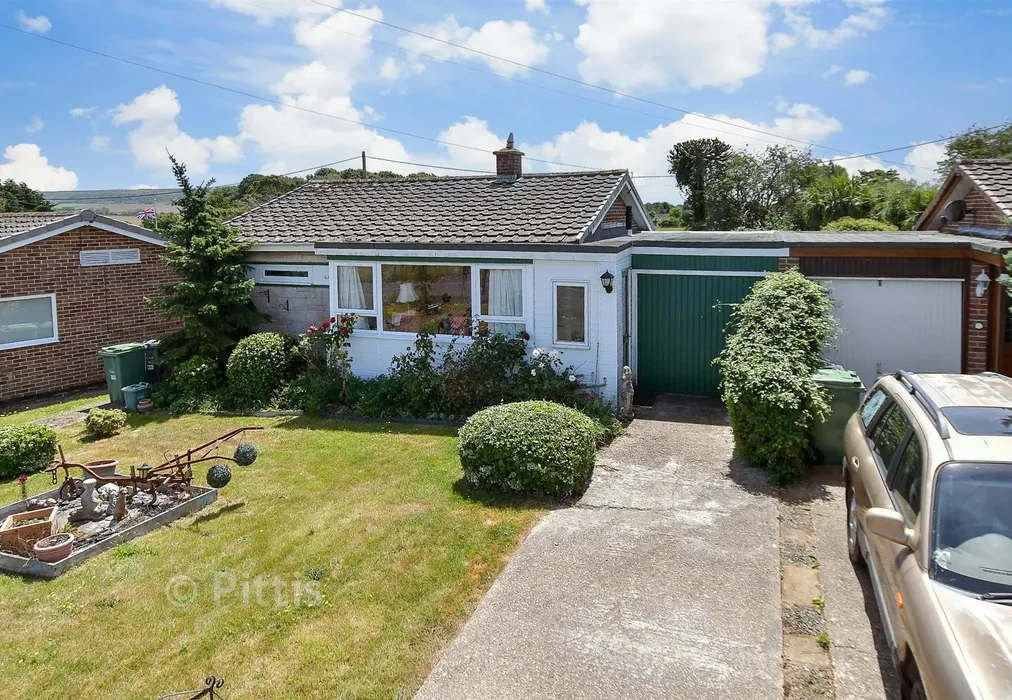 External (Web)* - Ronstan Gardens, Freshwater, Isle of Wight - Wards of Kent