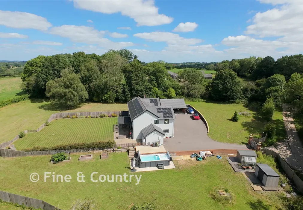 Aerial 1 - Lower Platts, Ticehurst, East Sussex - Wards of Kent