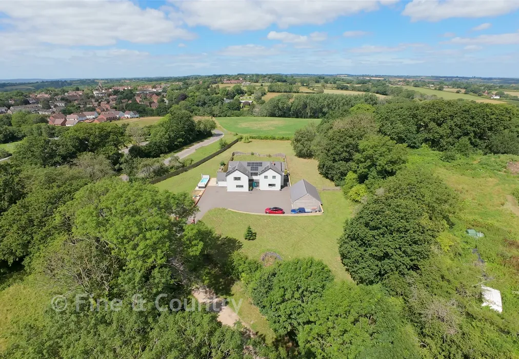 Aerial 3 - Lower Platts, Ticehurst, East Sussex - Wards of Kent