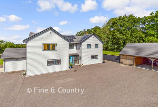Lower Platts, Ticehurst, East Sussex - Wards of Kent