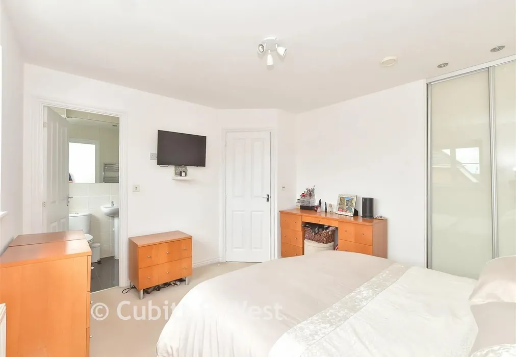 Bedroom 1, - Cedar Avenue, Haywards Heath, West Sussex - Wards of Kent