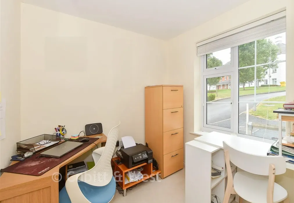 Study. - Cedar Avenue, Haywards Heath, West Sussex - Wards of Kent