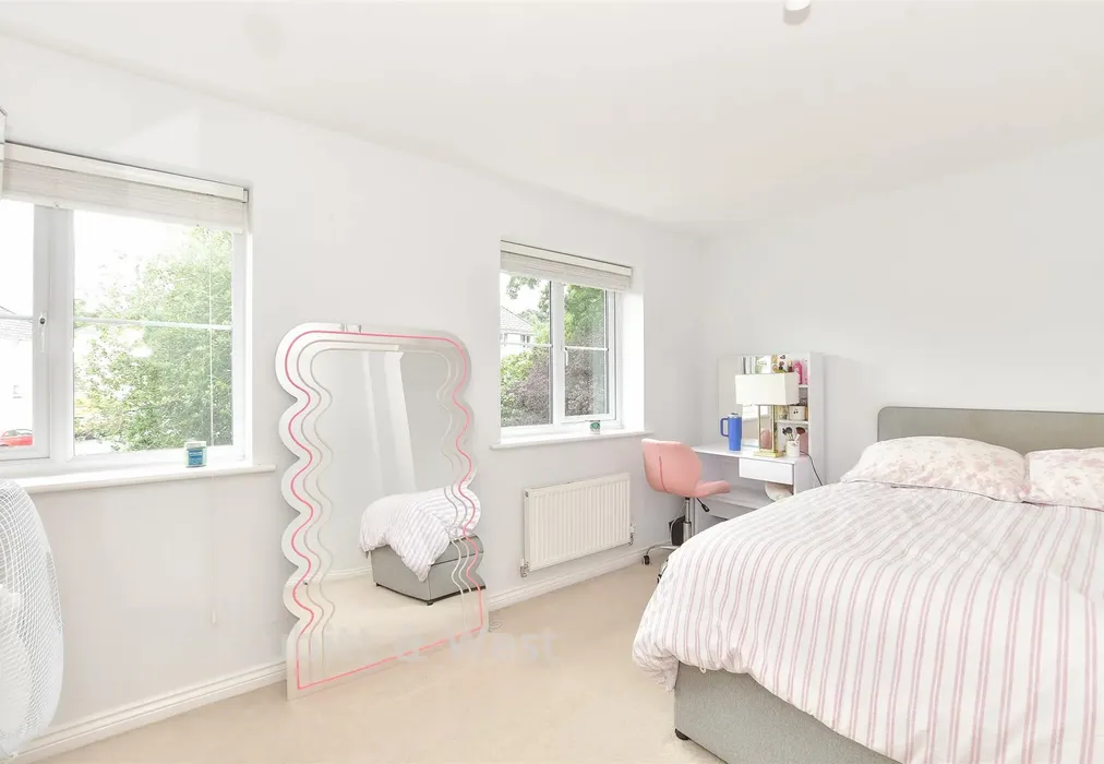 Bedroom 2 - Cedar Avenue, Haywards Heath, West Sussex - Wards of Kent
