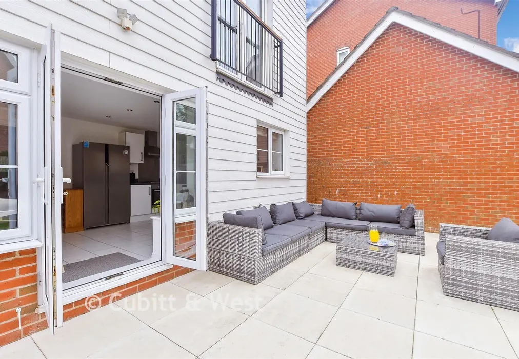 External Lifestyle Photograph - Cedar Avenue, Haywards Heath, West Sussex - Wards of Kent