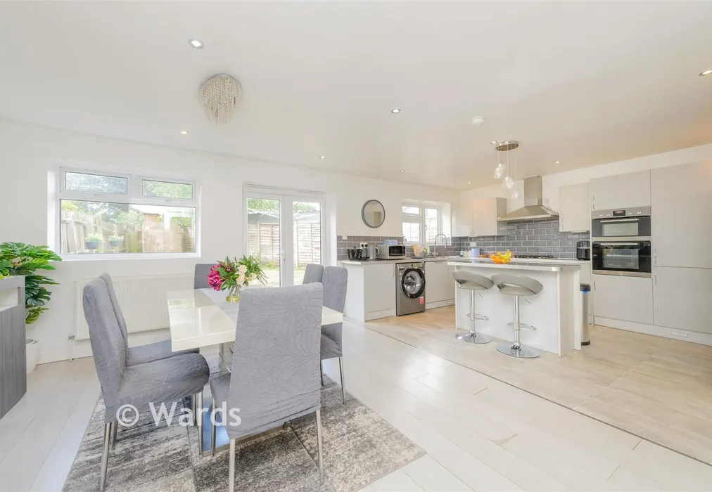 Kitchen/Diner - Maple Road, Dartford, Kent - Wards of Kent