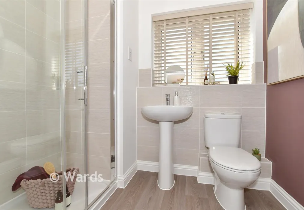 En-Suite - The Maxwell, Wellington Gardens, Cross Road, Walmer, Kent - Wards of Kent