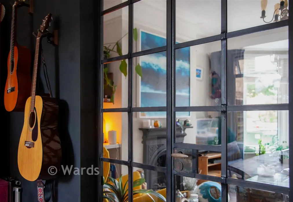 Internal Lifestyle - St. Leonard's Road, Hythe, Kent - Wards of Kent