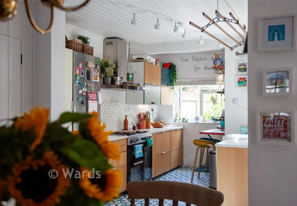 Internal Lifestyle - St. Leonard's Road, Hythe, Kent - Wards of Kent