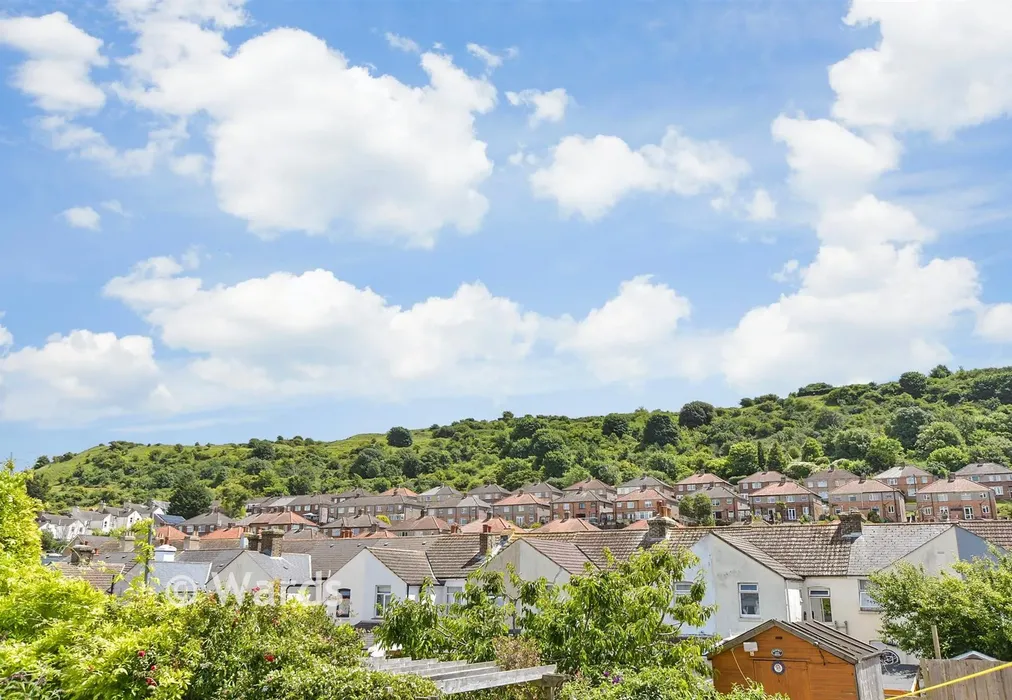 Views To Rear - Folkestone Road, Dover, Kent - Wards of Kent