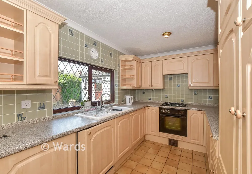 Kitchen - Cobsden Road, St Mary's Bay, Romney Marsh, Kent - Wards of Kent