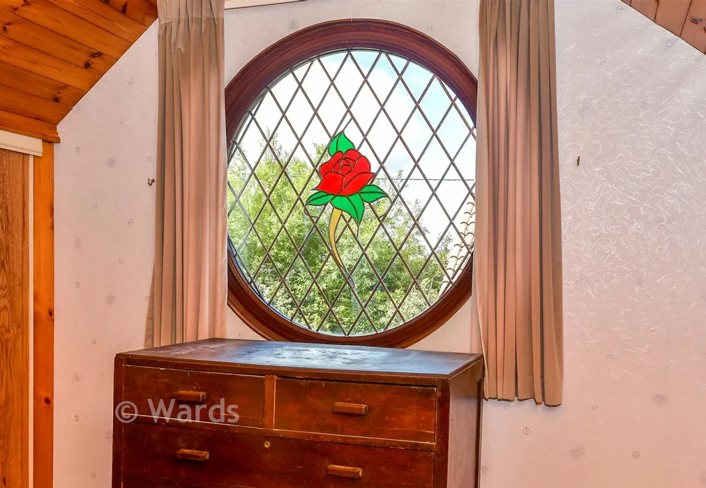 Internal Feature - Cobsden Road, St Mary's Bay, Romney Marsh, Kent - Wards of Kent