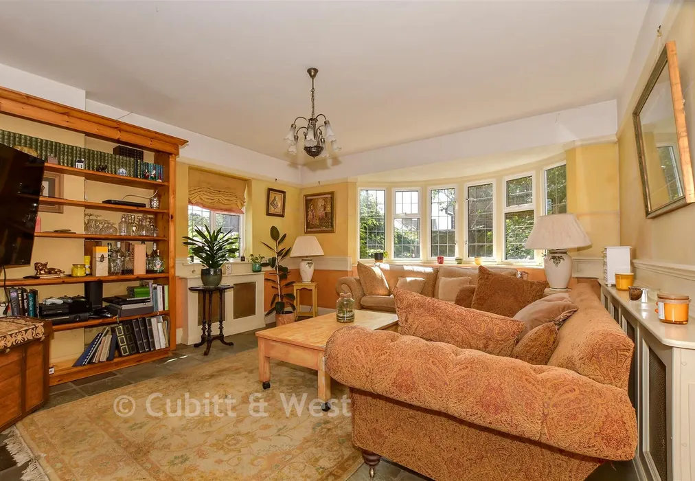Lounge - Moat Road, East Grinstead, West Sussex - Wards of Kent