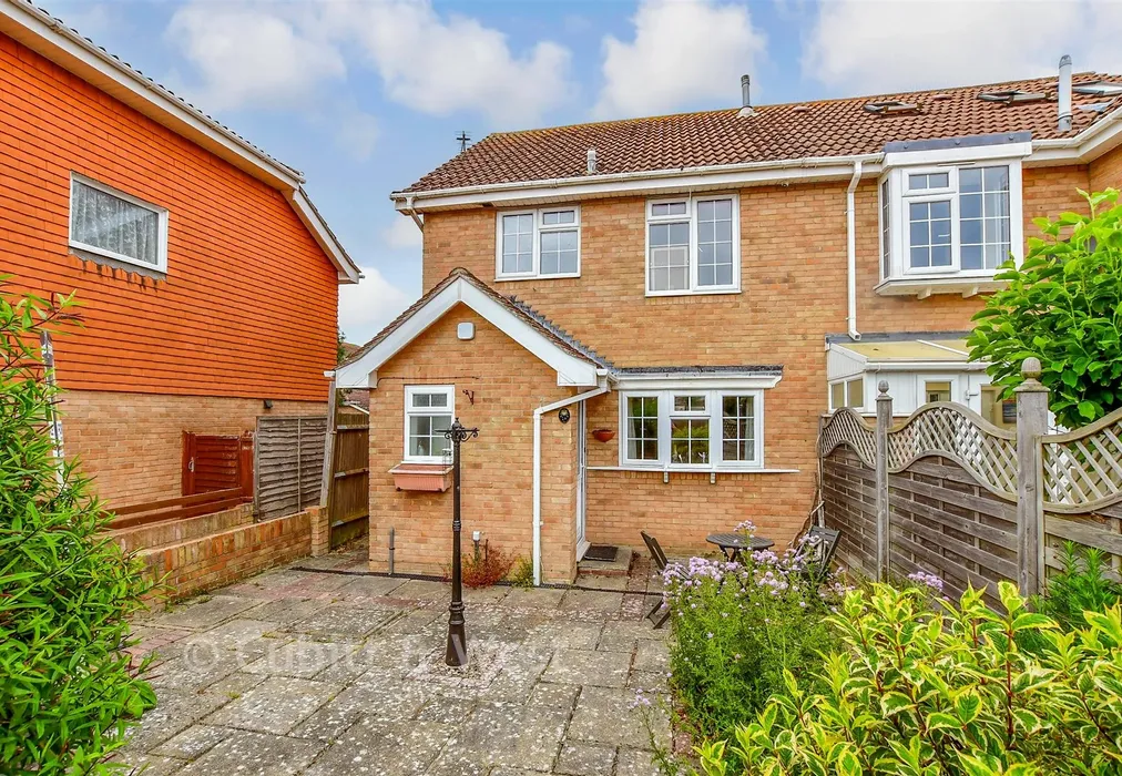 External (Web) - Acorn Close, Selsey, Chichester, West Sussex - Wards of Kent