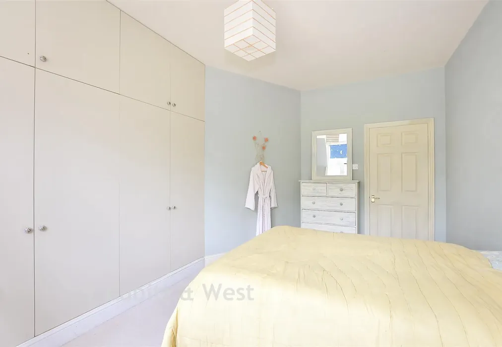Bedroom 2 - Mill Lane, North Chailey, Lewes, East Sussex - Wards of Kent