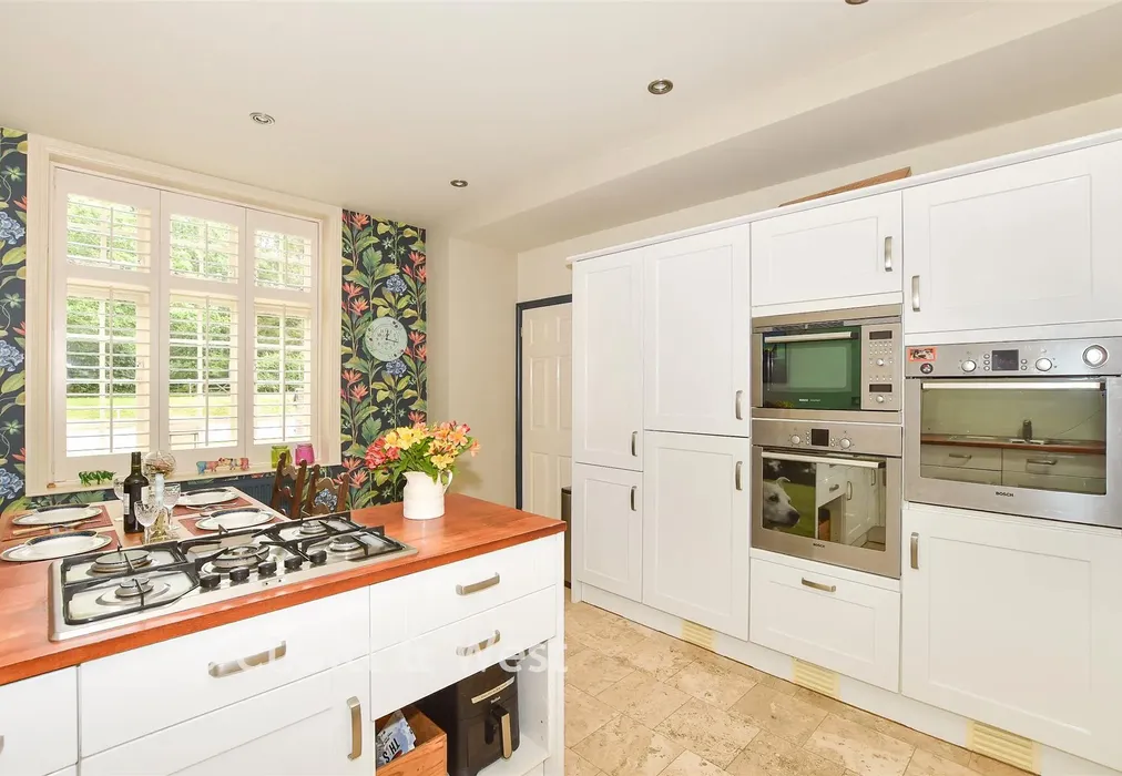 Kitchen/Breakfast Room - Mill Lane, North Chailey, Lewes, East Sussex - Wards of Kent