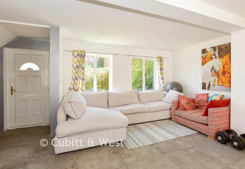 Lounge - The Spinney, Pulborough, West Sussex - Wards of Kent