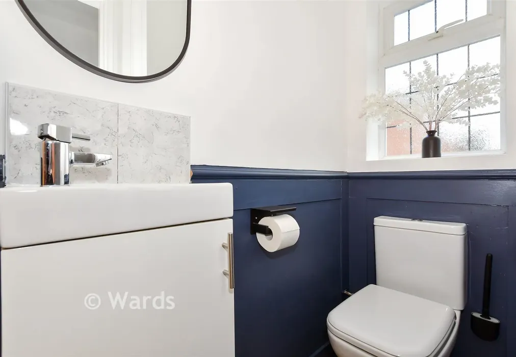 Cloakroom - Thistledown, Weavering, Maidstone, Kent - Wards of Kent