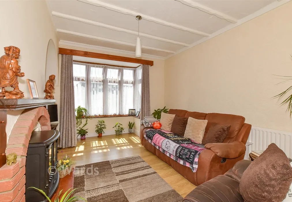 Lounge - Sunnyhill Road, Herne Bay, Kent - Wards of Kent