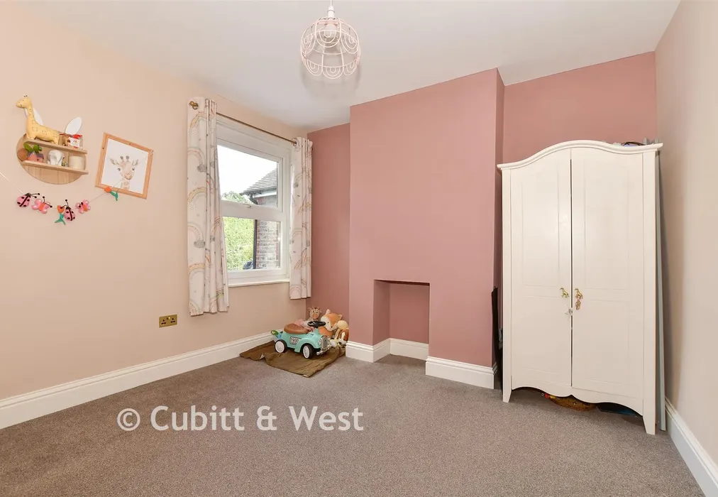 Bedroom 2 - Lawns Road, Rudgwick, West Sussex - Wards of Kent