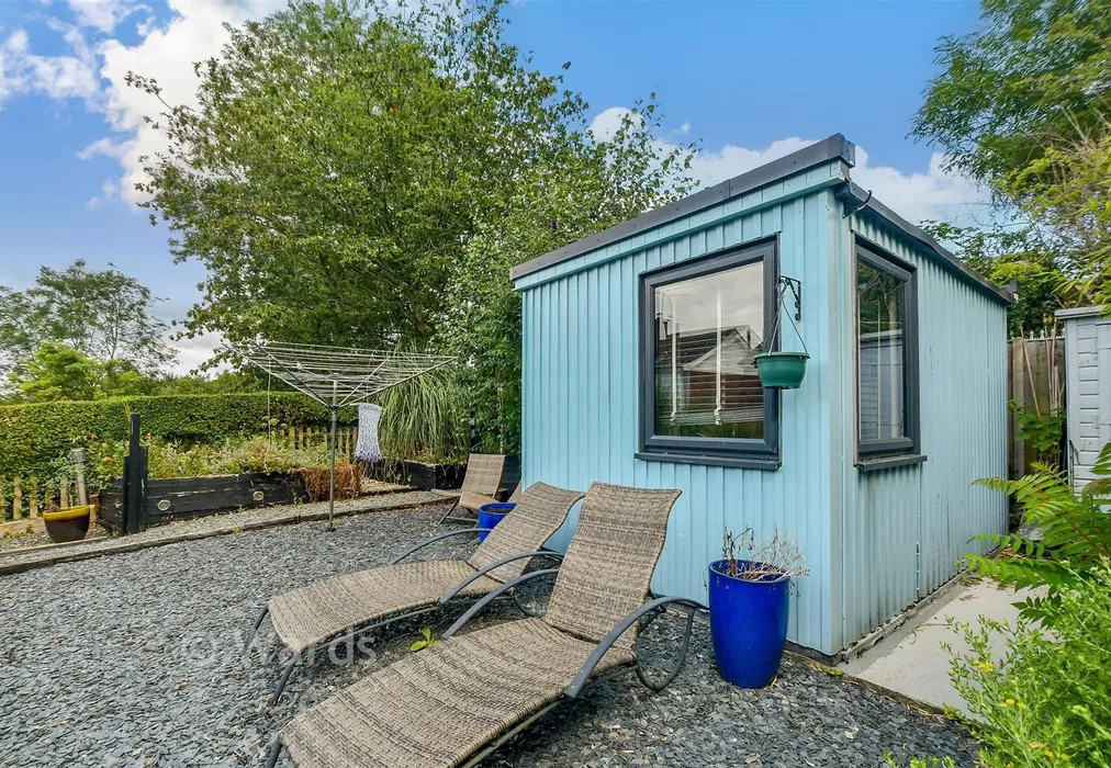 Rear Garden - Bankfields, Headcorn, Ashford, Kent - Wards of Kent