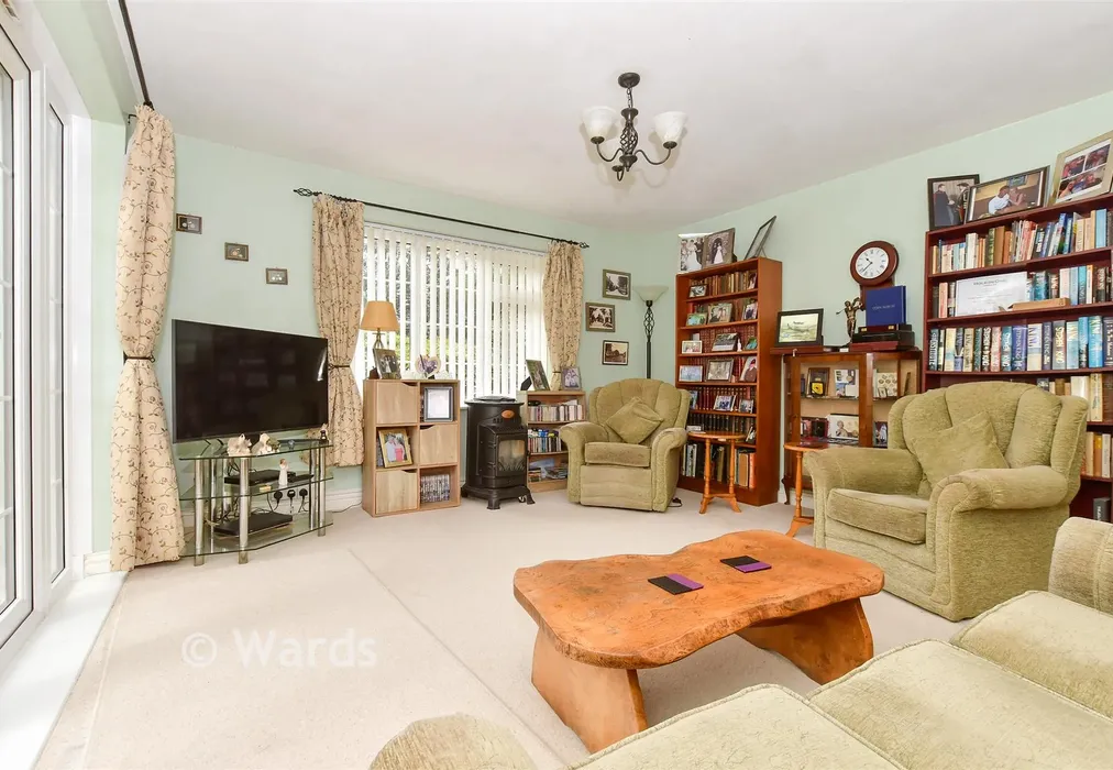 Lounge - St. Andrew's Gardens, Shepherdswell, Kent - Wards of Kent